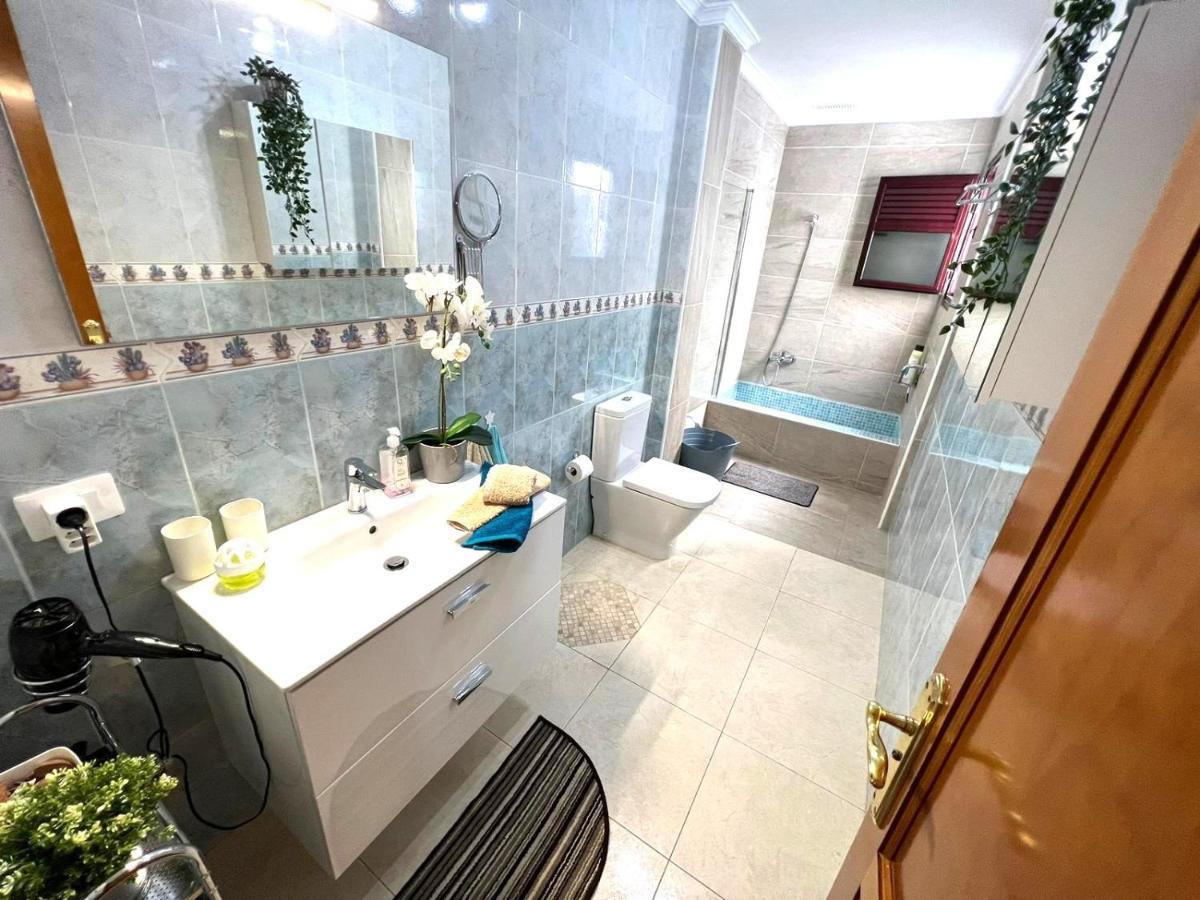 Apartamento en primera línea de Plaza en Alcala! Alcalá de Henares Exterior foto