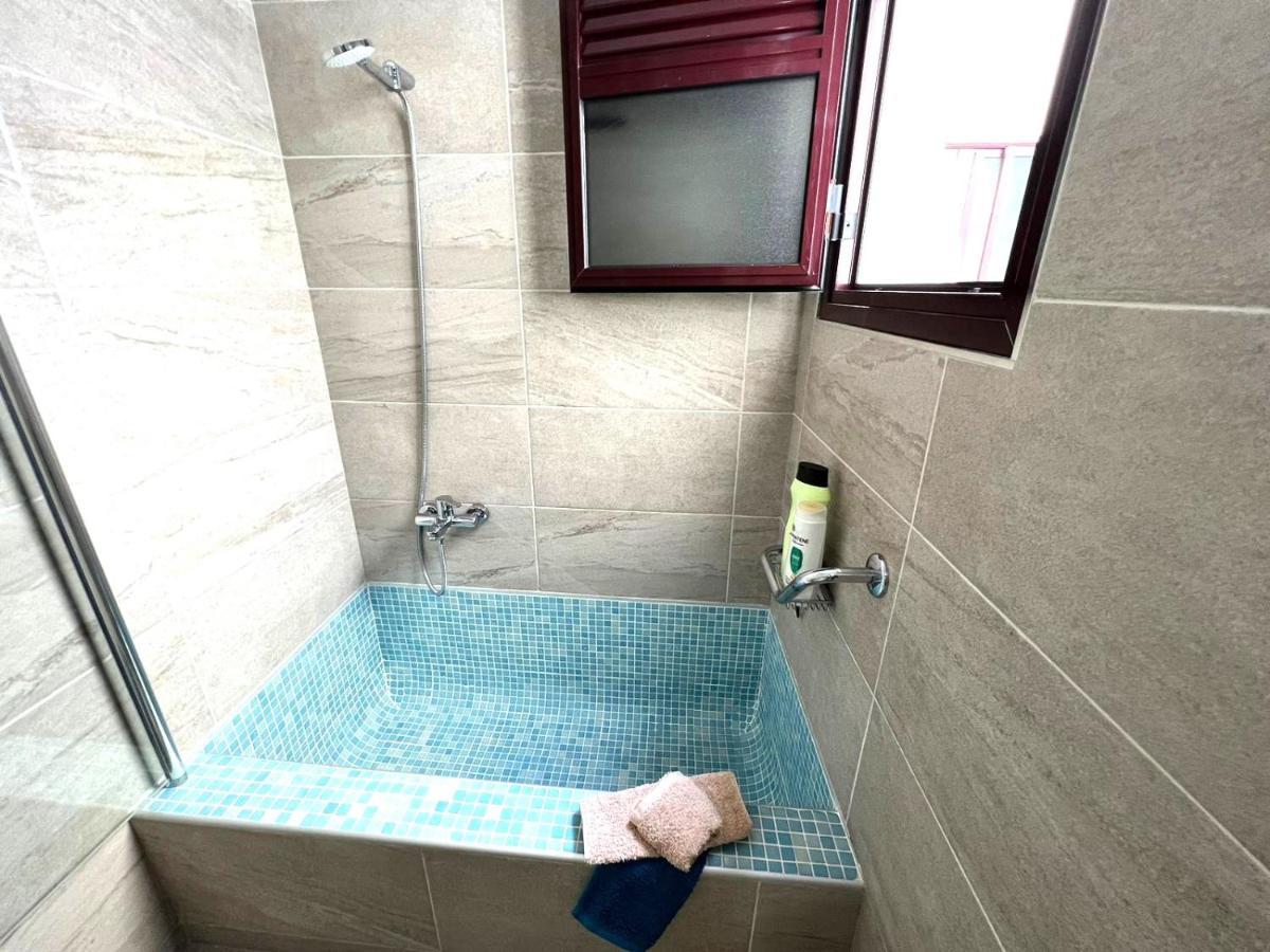 Apartamento en primera línea de Plaza en Alcala! Alcalá de Henares Exterior foto