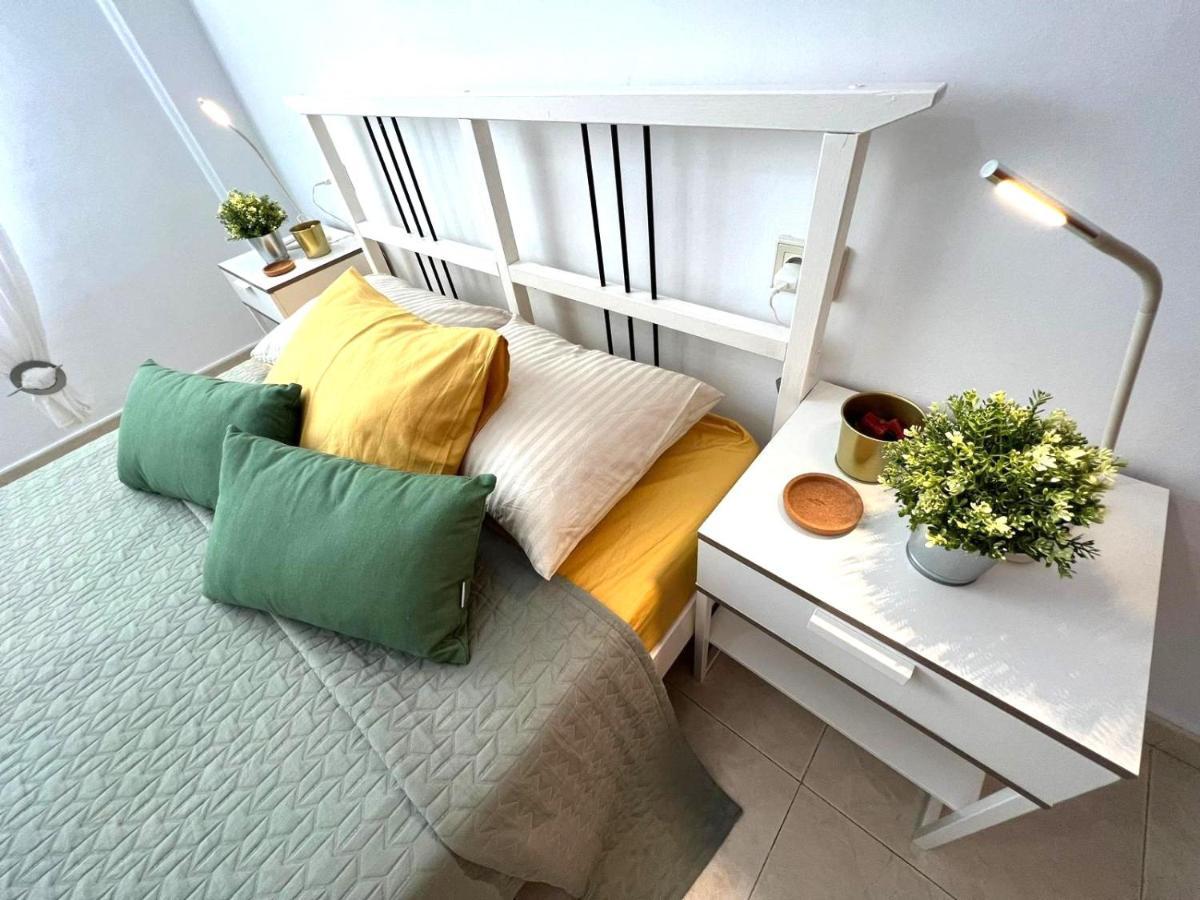 Apartamento en primera línea de Plaza en Alcala! Alcalá de Henares Exterior foto