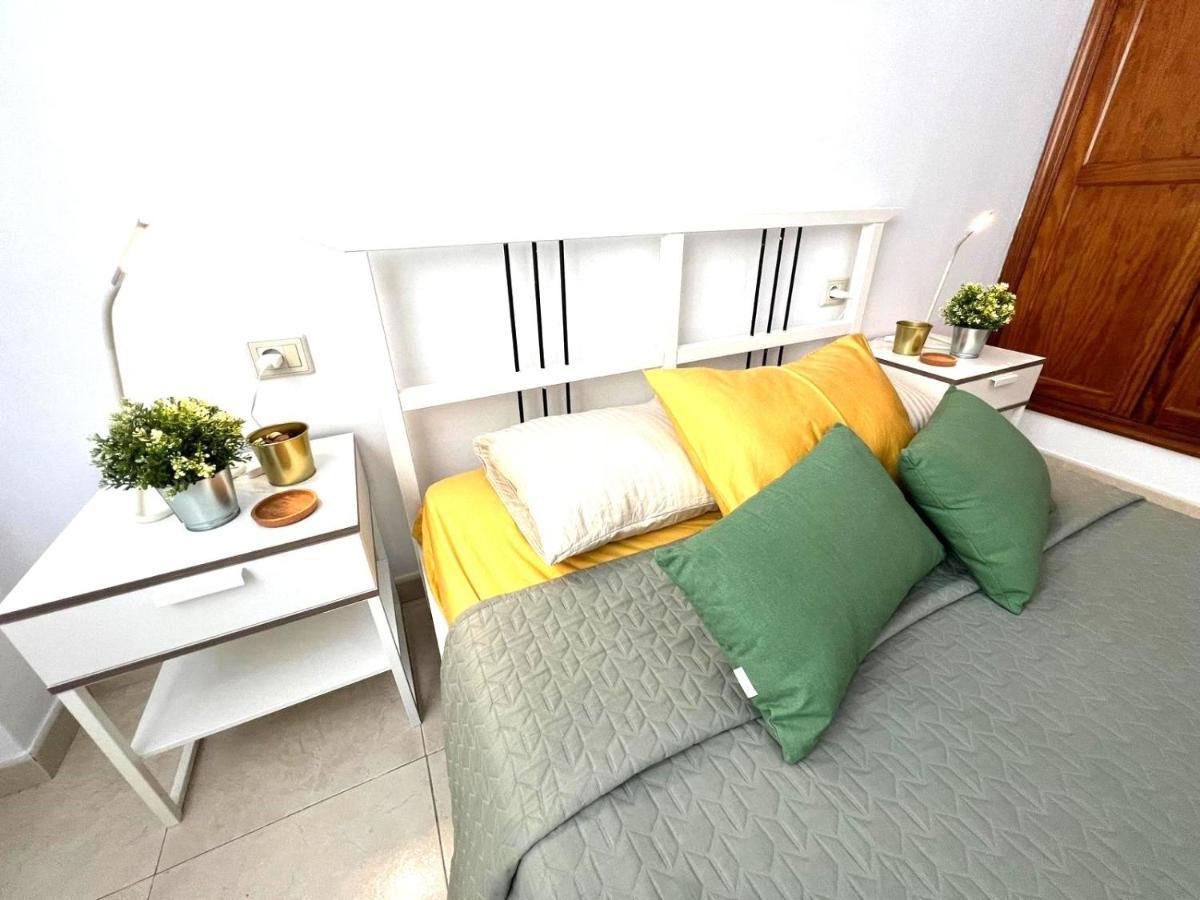 Apartamento en primera línea de Plaza en Alcala! Alcalá de Henares Exterior foto