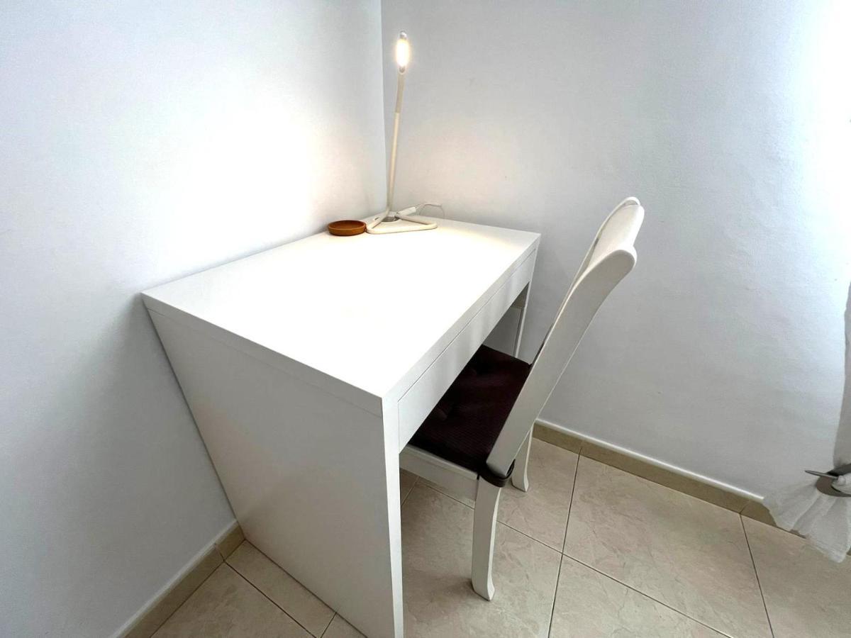 Apartamento en primera línea de Plaza en Alcala! Alcalá de Henares Exterior foto